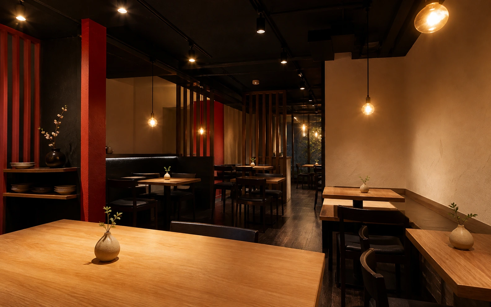 Warmer Restaurantbereich von Ramen Jun Red
